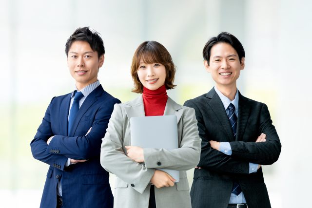 多様な経験を持つ講師陣